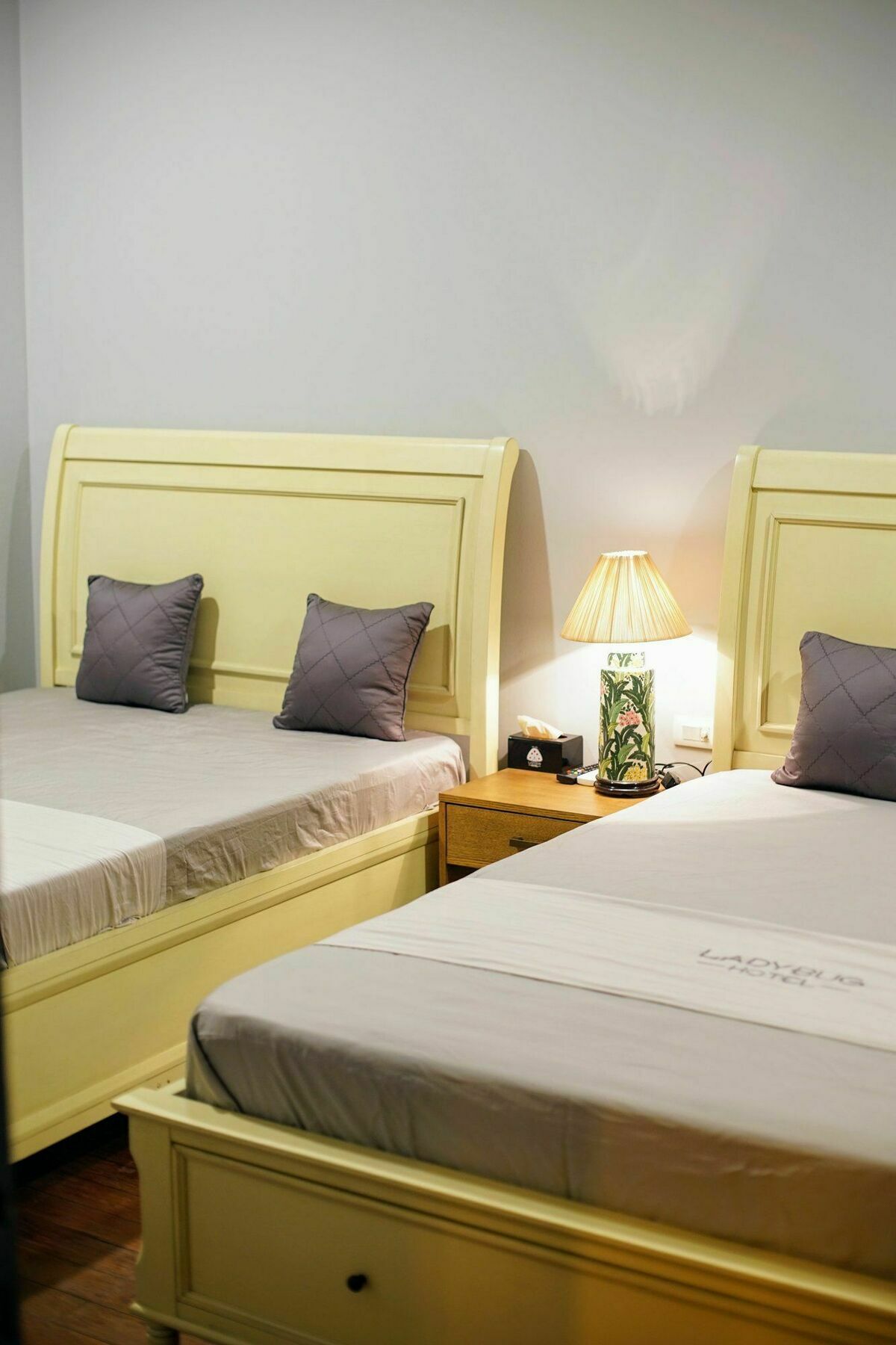 Ladybug Boutique Villa Hanoi Bagian luar foto