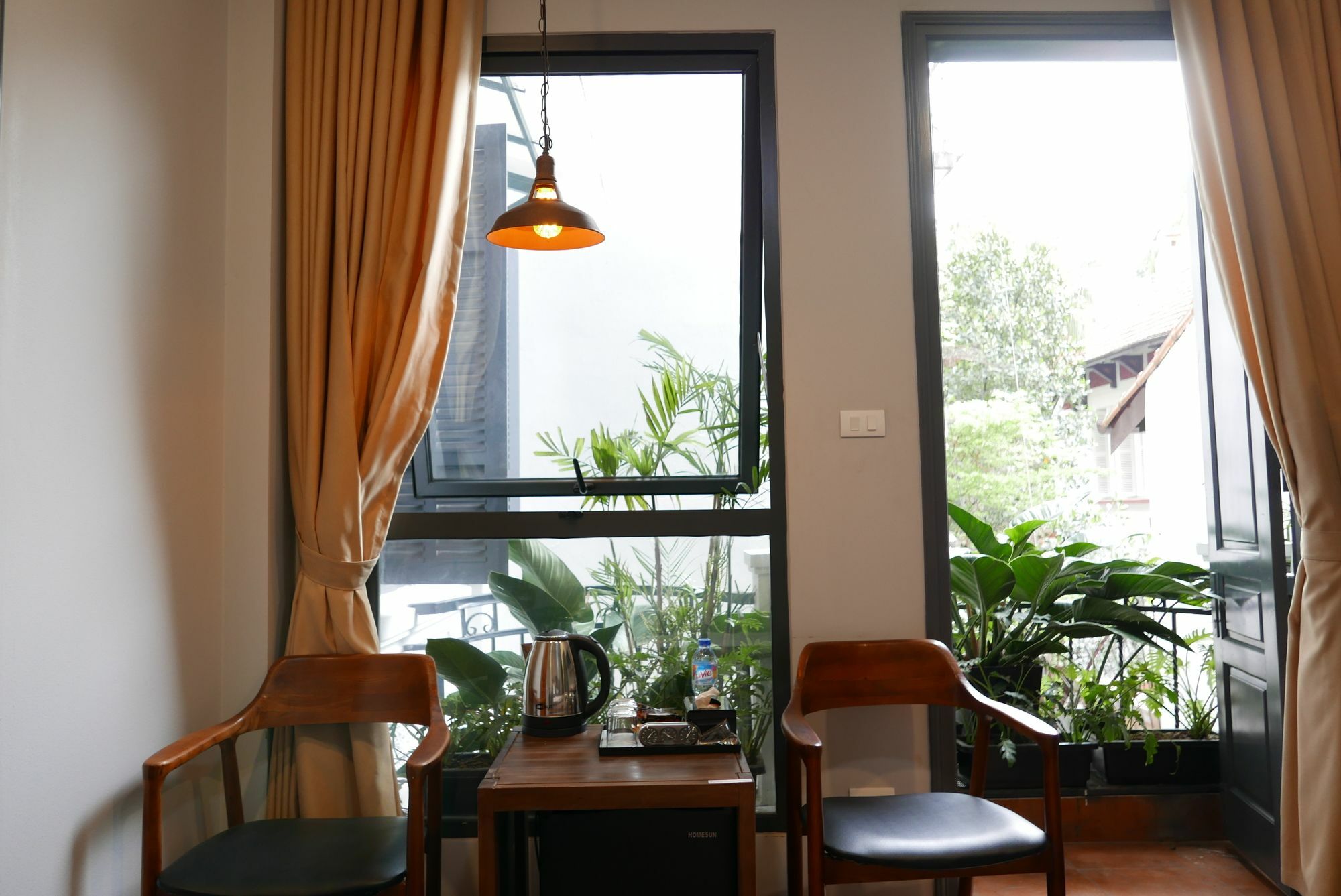 Ladybug Boutique Villa Hanoi Bagian luar foto